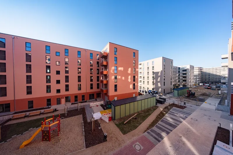 Neubau mit Fußbodenheizung im Gartenfeld / WBS 140 mit besonderem Wohnbedarf — photo 1